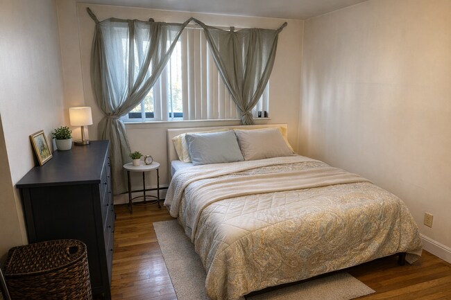 Building Photo - 199 Winthrop Rd