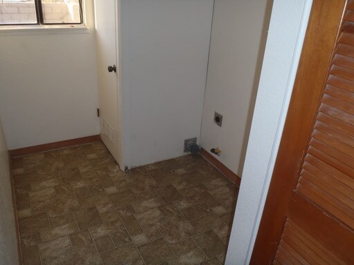 Building Photo - 217 Drummond Ave