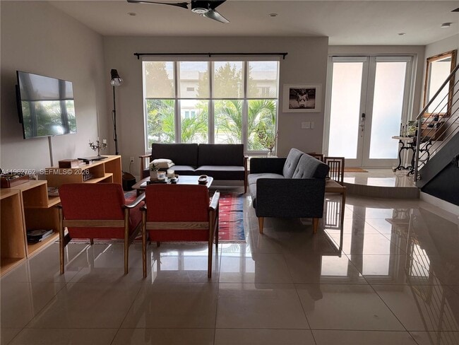 Building Photo - 10416 NW 66th St