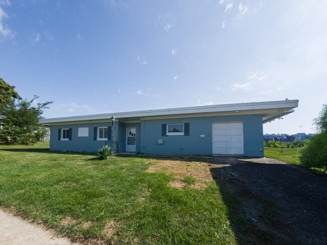 Foto del edificio - 3 Bedroom One Bathroom updated home