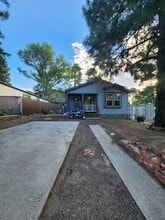 Building Photo - 4424 E Wintergreen Rd