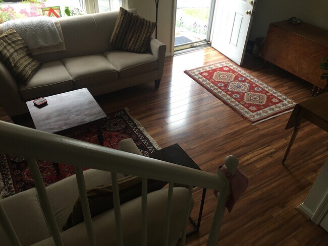 Sala de estar - 13 Boylston Ln