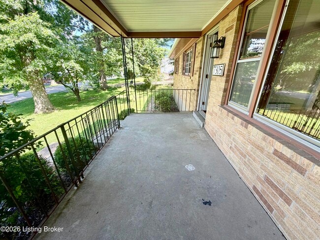 Building Photo - 7305 Meadow Rd