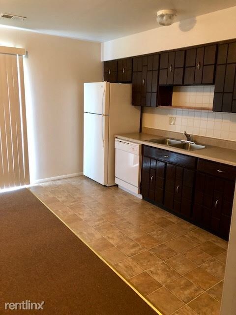Foto del edificio - 1 Fairway Estates