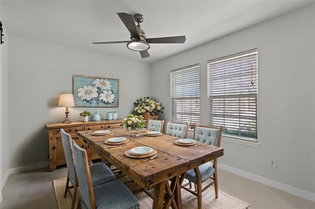 Building Photo - 2013 Finch Cove