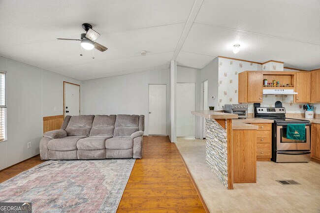 Foto del edificio - 1093 Timber Landing Rd