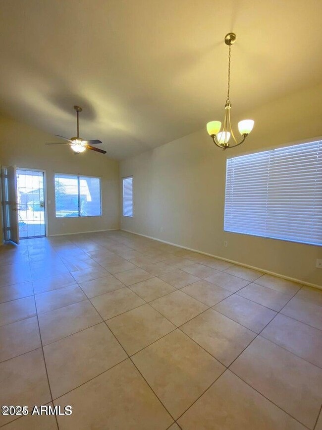 Building Photo - 2643 S 156th Ave