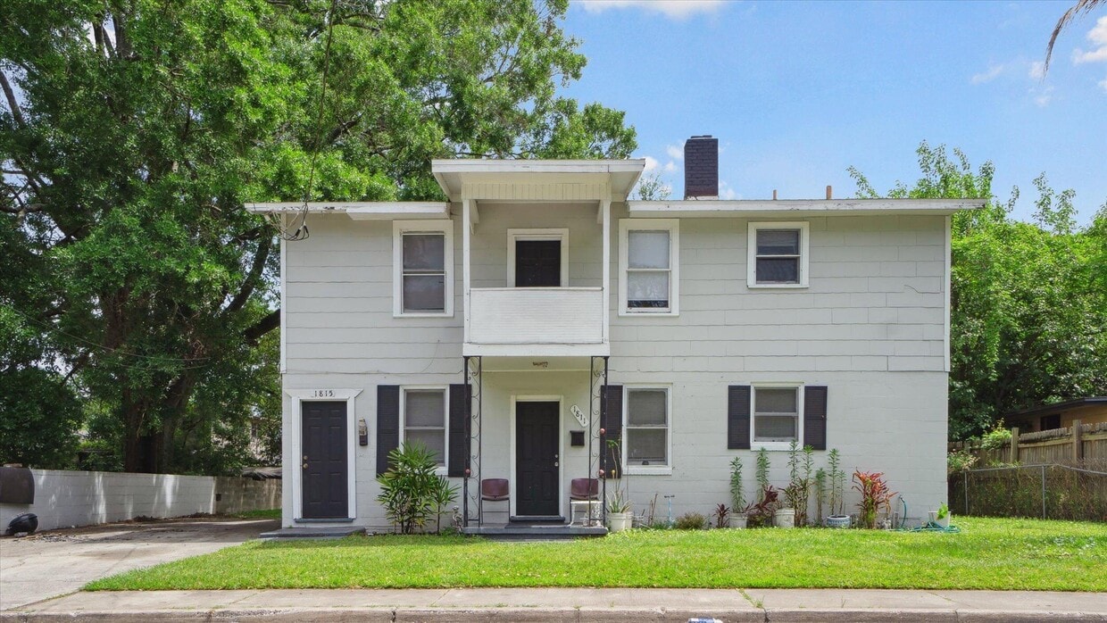 Primary Photo - 1815 Whitner St