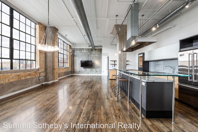Building Photo - 1 br, 2 bath House - 159 W. Broadway #308