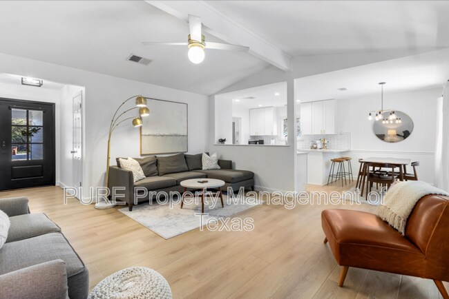 Foto del edificio - 4907 Dry Oak Trail