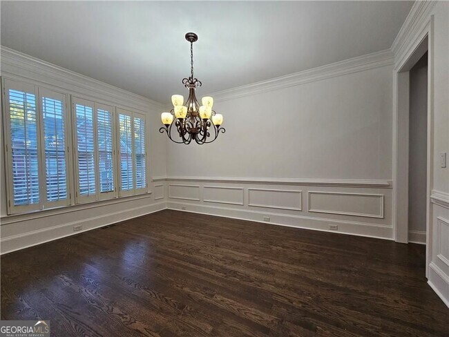 Building Photo - 735 Westwind Ln