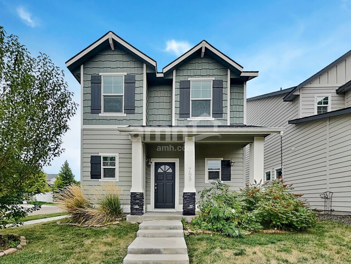 Foto principal - 799 E Springloyd St