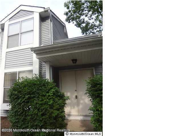 Primary Photo - 37 Woodlake Manor Dr