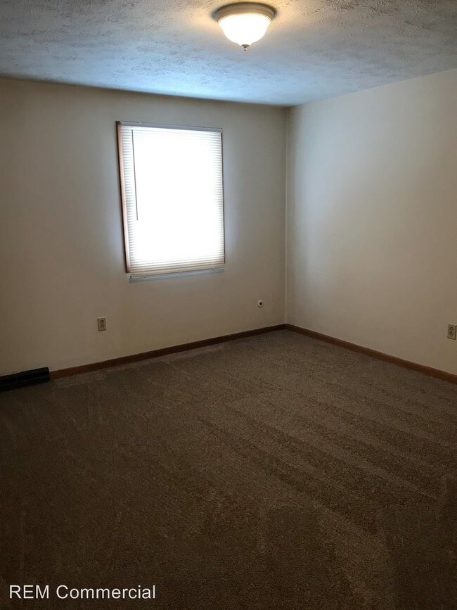 2840 Kipling Ave NW, Massillon, OH 44646 Condo for Rent in Massillon