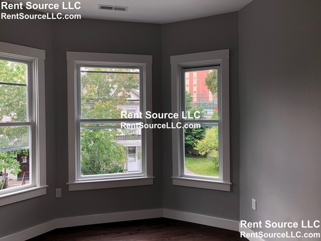 Building Photo - 39 Gilman St