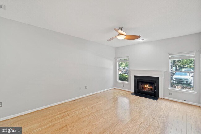 Foto del edificio - 14305 Climbing Rose Way