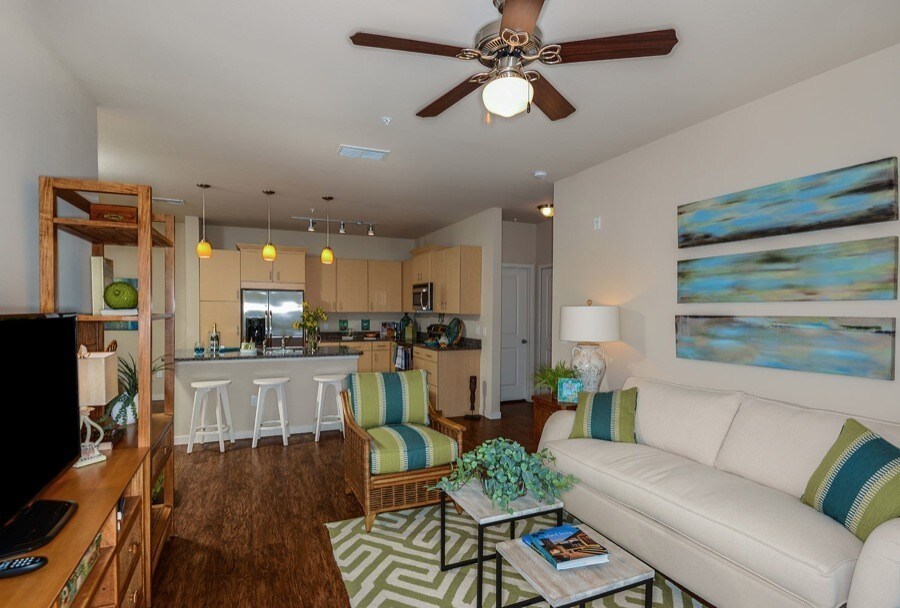 Foto principal - 6815 Sea Coral Dr