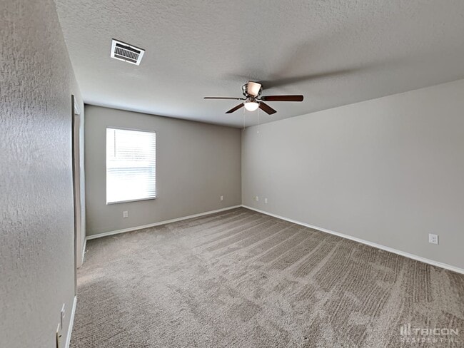 Building Photo - 8718 Segura Wy