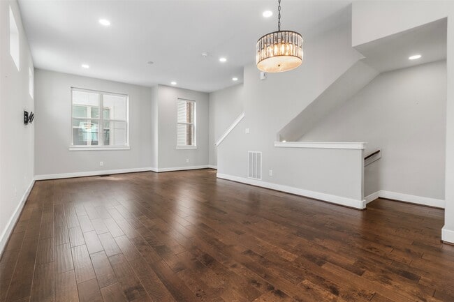 Foto del edificio - 719 Schwartz St