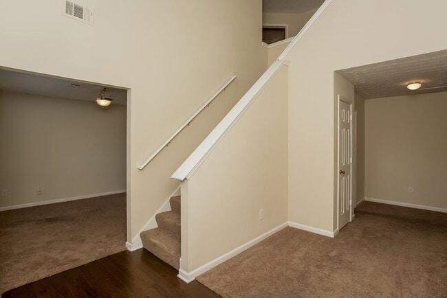 Building Photo - 3982 Laurel Bend Ct
