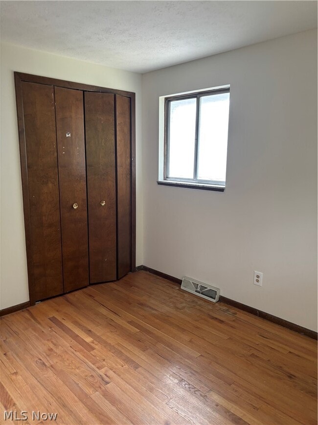 Building Photo - 4585 Wilburn Dr