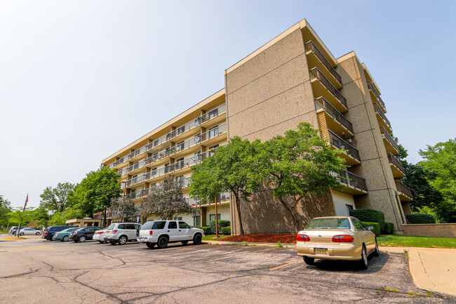 Foto del edificio - Farmington Place