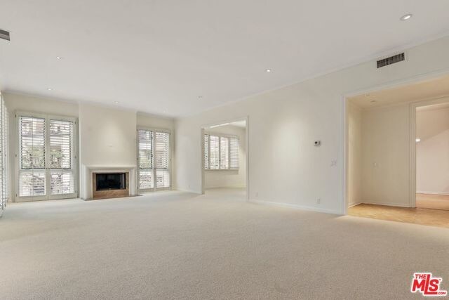 Building Photo - 10106 Empyrean Way Way