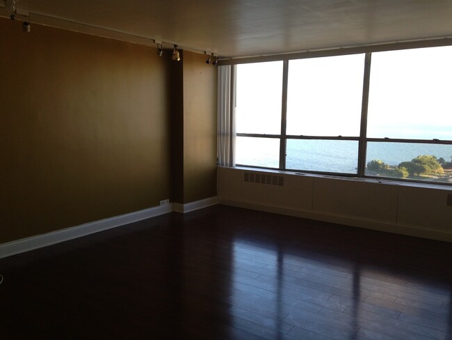 Foto del edificio - 4800 S Chicago Beach Dr