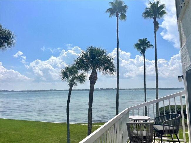 Foto del edificio - 1451 Gulf Blvd