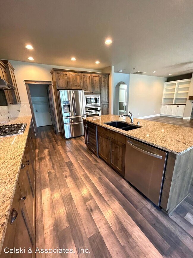 Foto del edificio - 3 br, 3 bath House - 1906 S Edison St