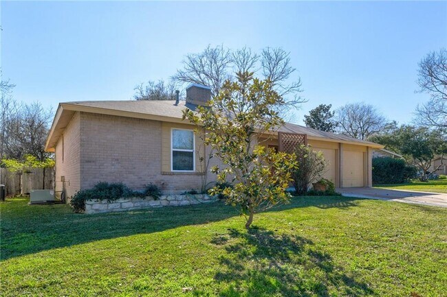 Building Photo - 10217 Missel Thrush Dr