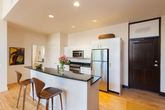 Foto del edificio - Longfellow Lofts