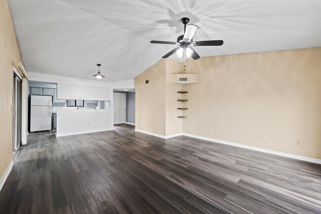 Foto del edificio - 208 Bartonwood Ct