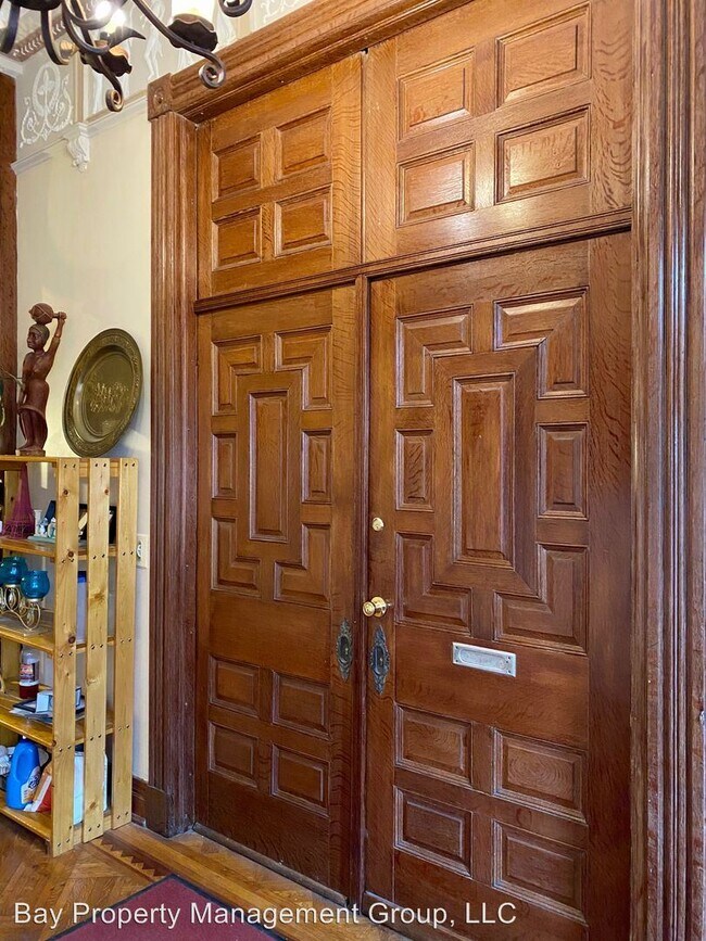 Building Photo - 1804 Eutaw Pl