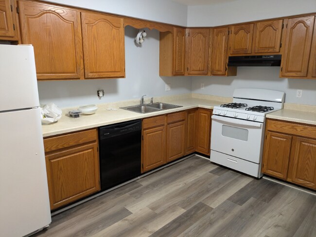 Foto del edificio - 201 Chamberlain Dr