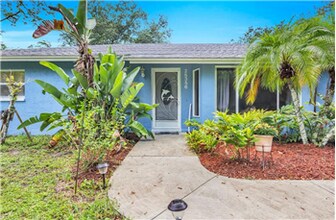 Building Photo - 25356 Pinson Dr