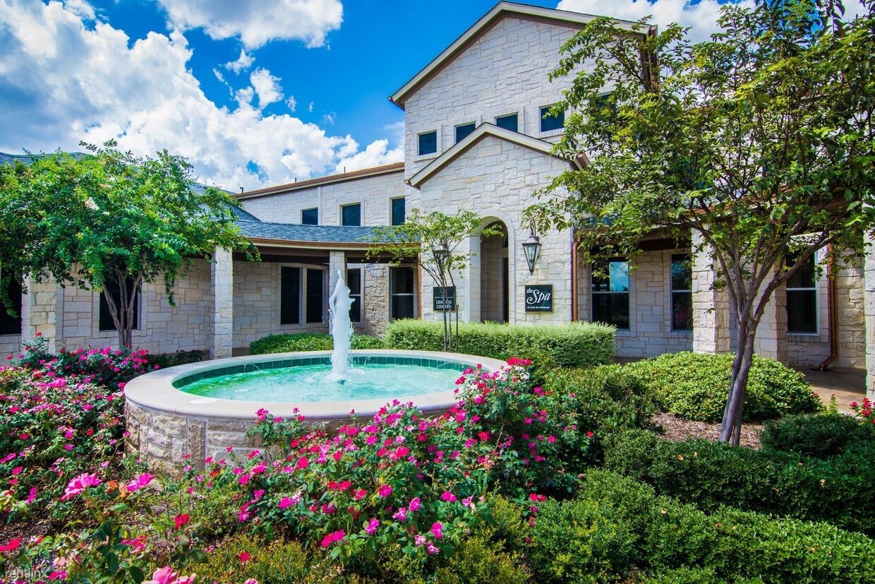 Foto principal - 1650 John King Blvd