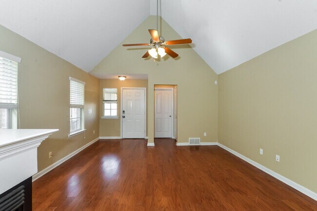 Foto del edificio - 8573 Griffin Park Dr