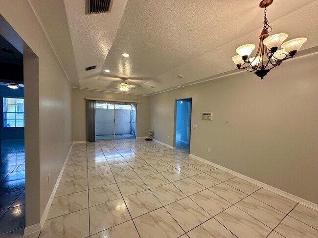 Building Photo - 14047 Wellington Trace