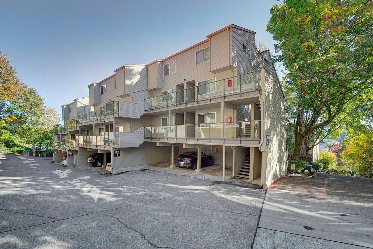 Foto principal - 1Bd/1Ba Mercer Island Condo