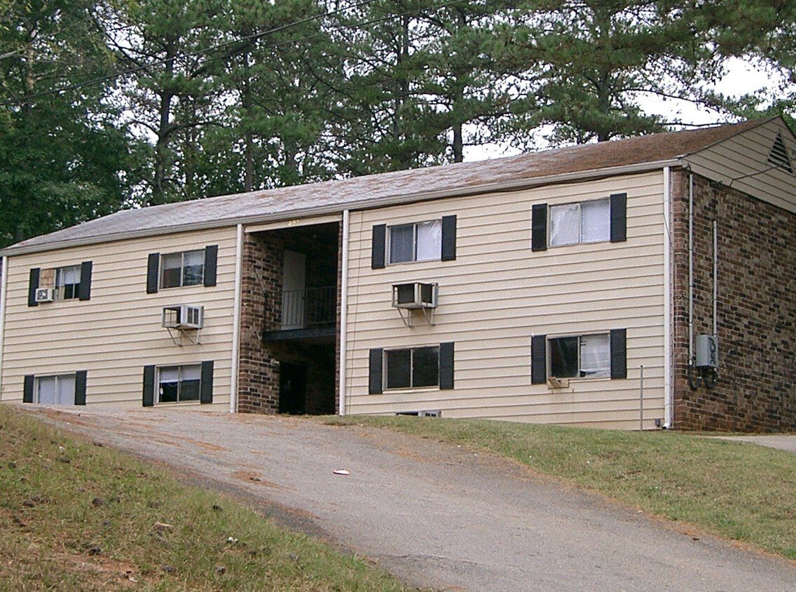 Primary Photo - Gresham Park Apartments