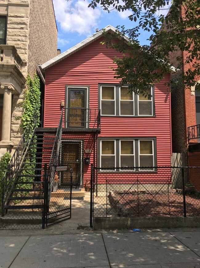 Building Photo - 1111 S Racine Ave