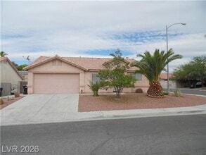 Building Photo - 701 Gullwing Ln