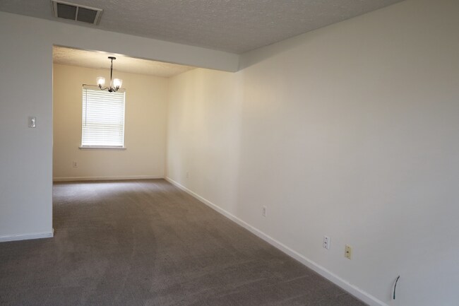 Foto del edificio - 4113 Tensity Dr