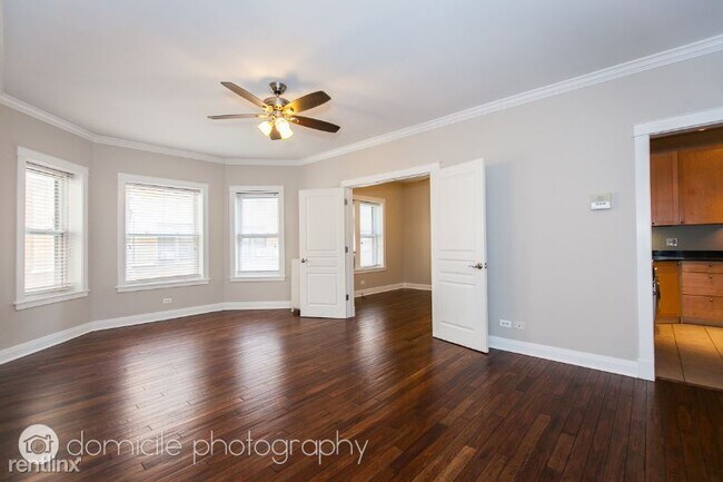 Foto del edificio - 538 W Cornelia Ave