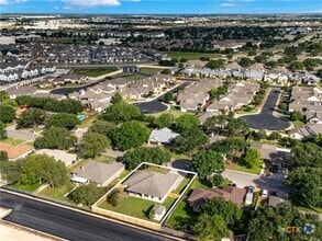 Building Photo - 1625 Sunnybrook Dr