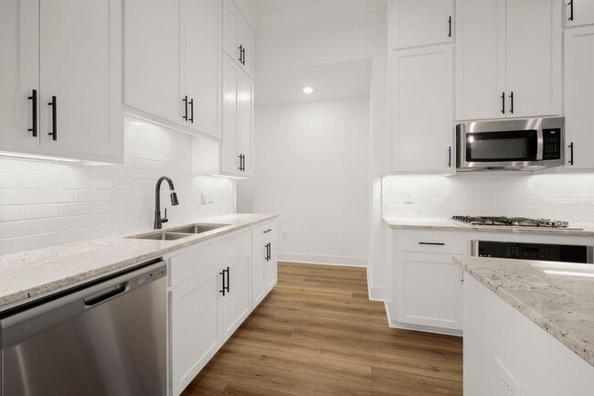 Foto del edificio - Beautiful 4-Bedroom Home in Parks at Water Oaks – Gonzales, LA