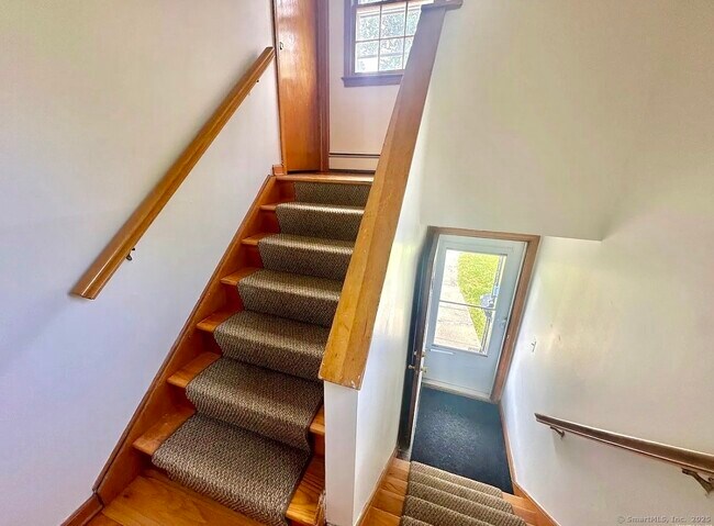 Building Photo - 432 Wiklund Ave