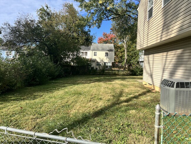 Foto del edificio - 15 Gilbert Ct