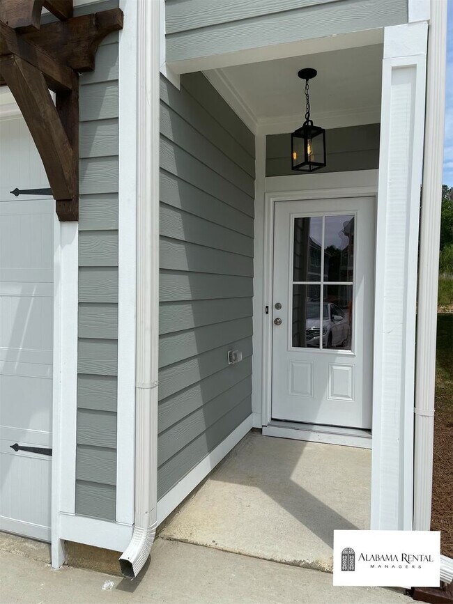 Building Photo - Beautiful Home for Rent in Calera, AL... Available to View Now!!! DEPOSIT PENDING!